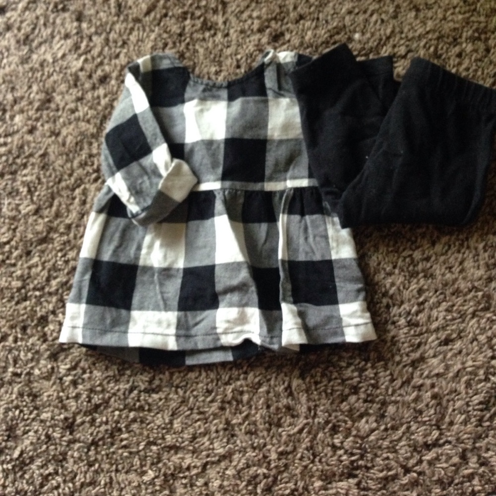 Black + White Flannel with Black Leggings