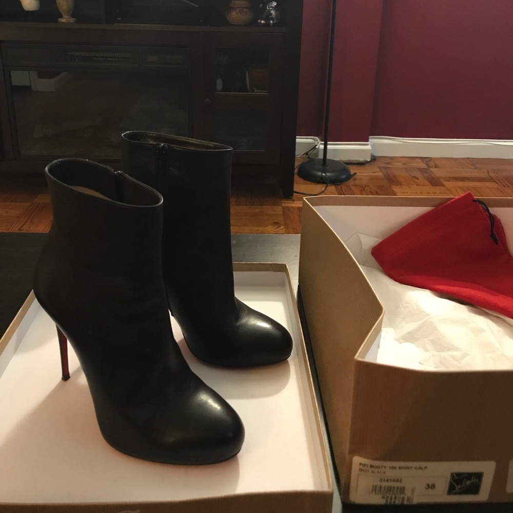 Christian Louboutin FiFi Booty Calf 38 calf