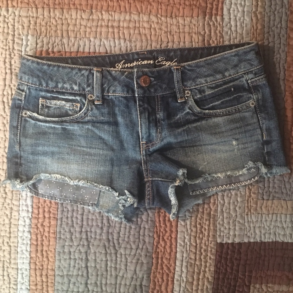 SALE!! American eagle jean shorts!✨