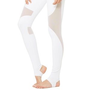 Alo Yoga Coast Stirrup Legging