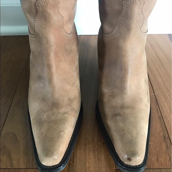 Cowboy boot size 6 - Picture 3 of 8