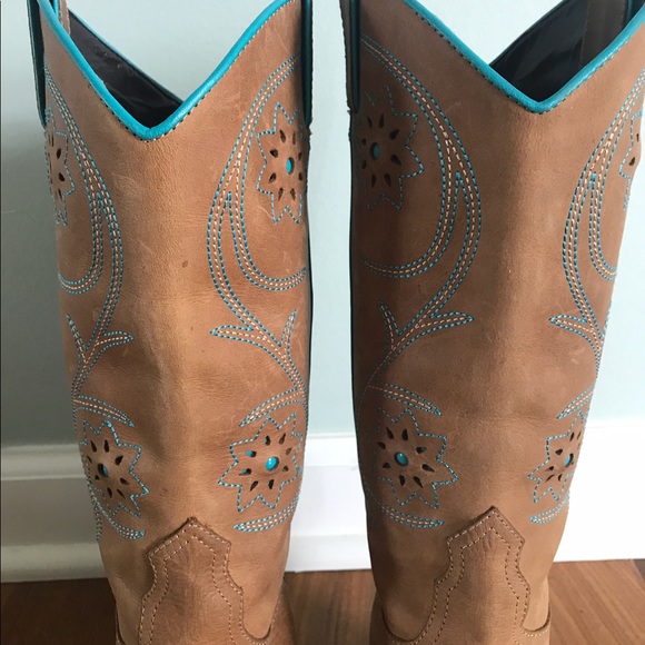 Cowboy boot size 6 - Picture 4 of 8