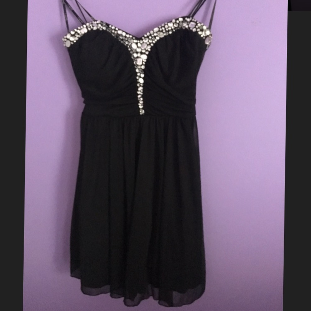 Black Prom/Homecoming/Party Dress w/ cutout