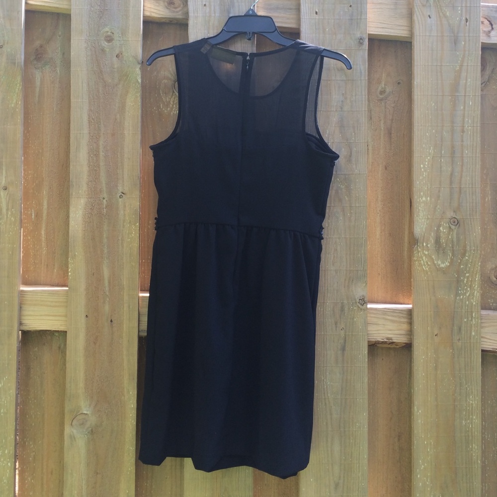 Little Black dress - Picture 2 of 5