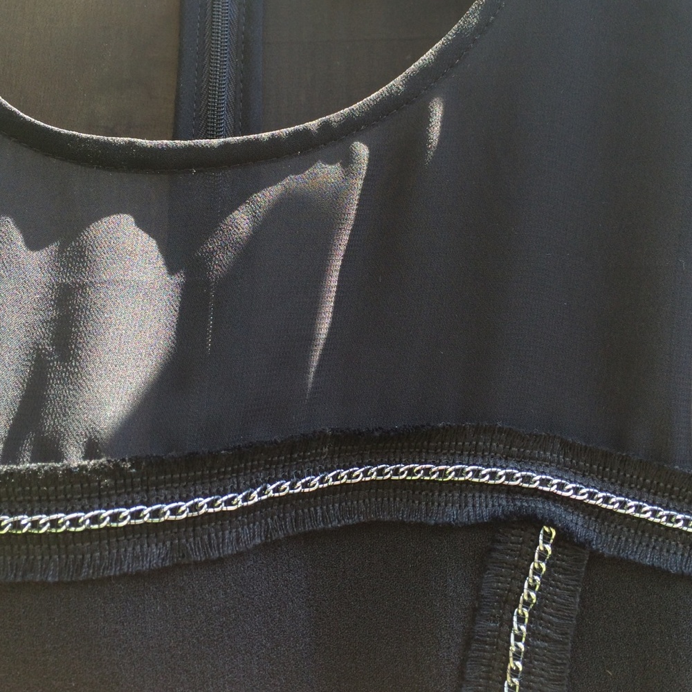 Little Black dress - Picture 5 of 5