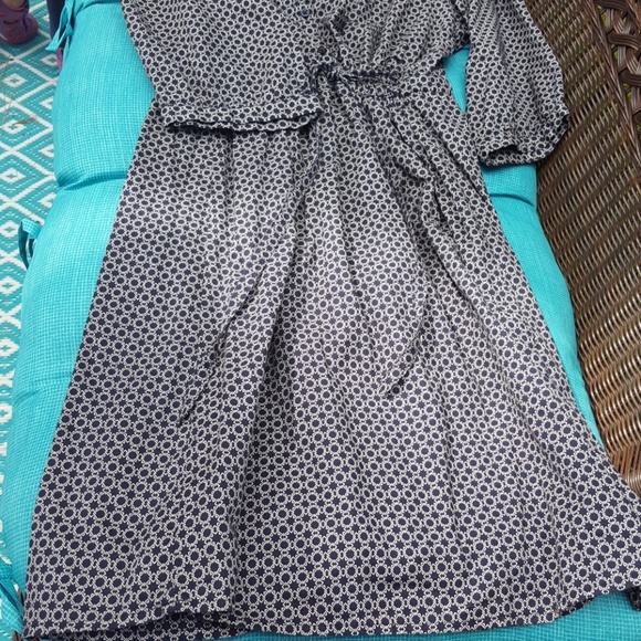 Old Navy Dress - Picture 3 of 4