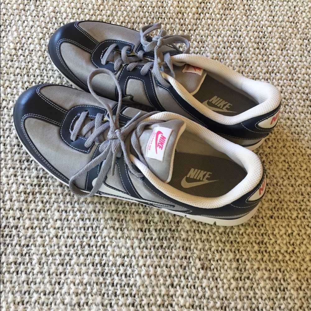 BRAND NEW Nike sneakers