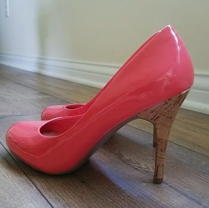 NWOT Jessica Simpson Oscar Patent Pump Heels