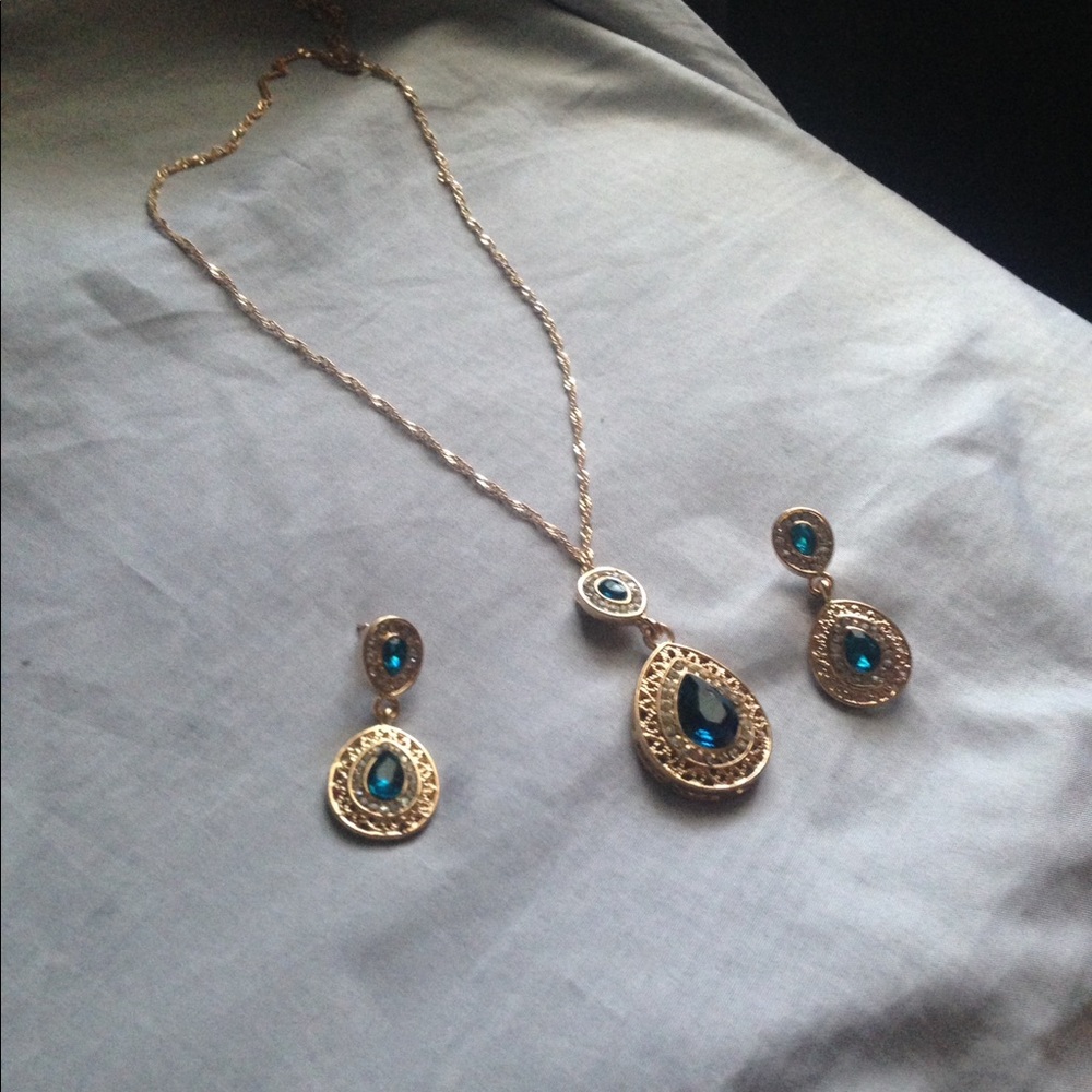 Boho Necklace + Earrings Set - Picture 2 of 4