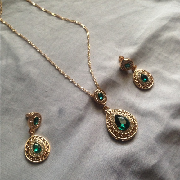 Boho Necklace + Earrings Set - Picture 3 of 4