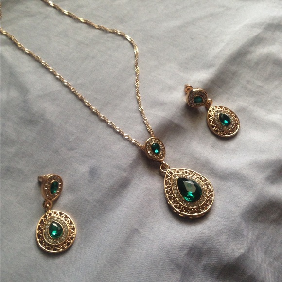 Boho Necklace + Earrings Set - Picture 4 of 4