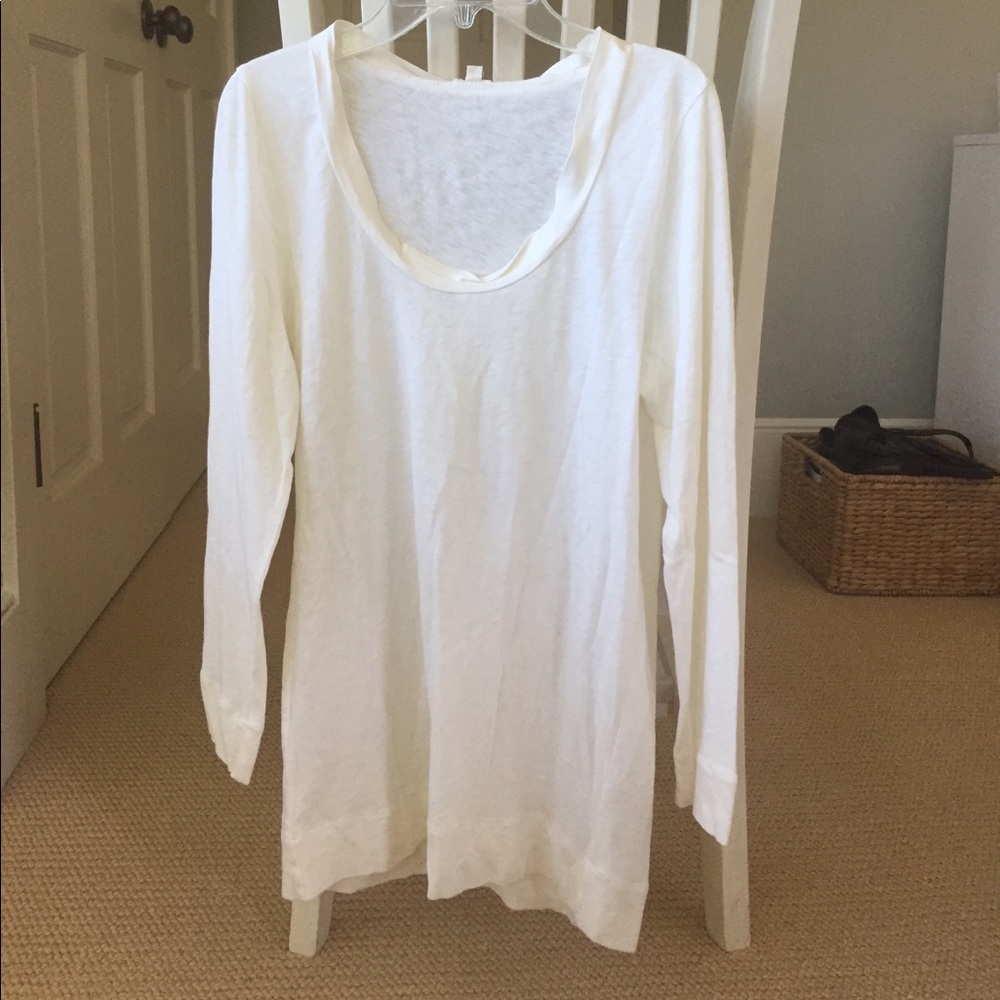 White long sleeve shirt