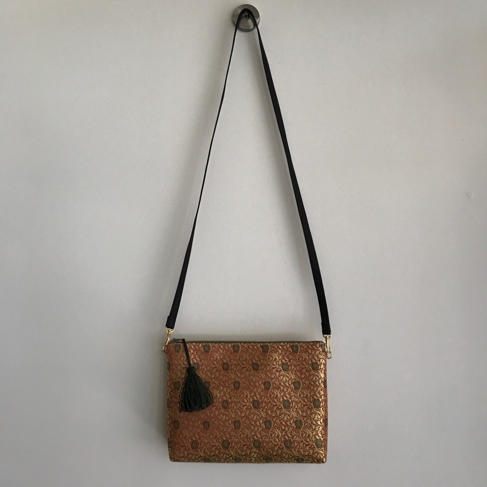 Shoulder bag