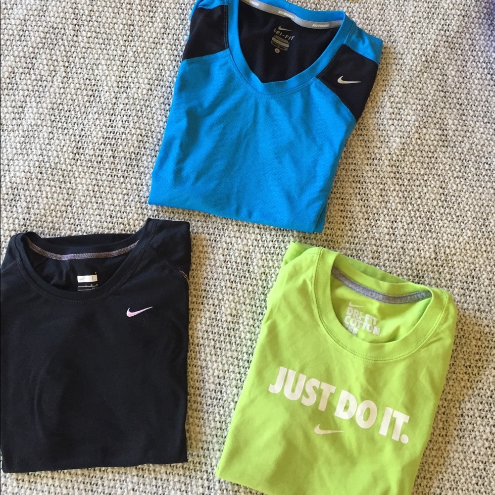 Three lightly/never used Nike work out tops