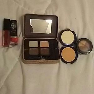 🆕Make-up bundle of 5 items