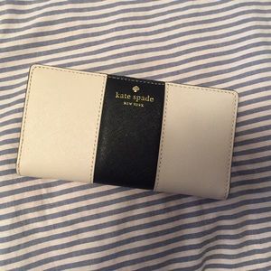 Kate spade wallet
