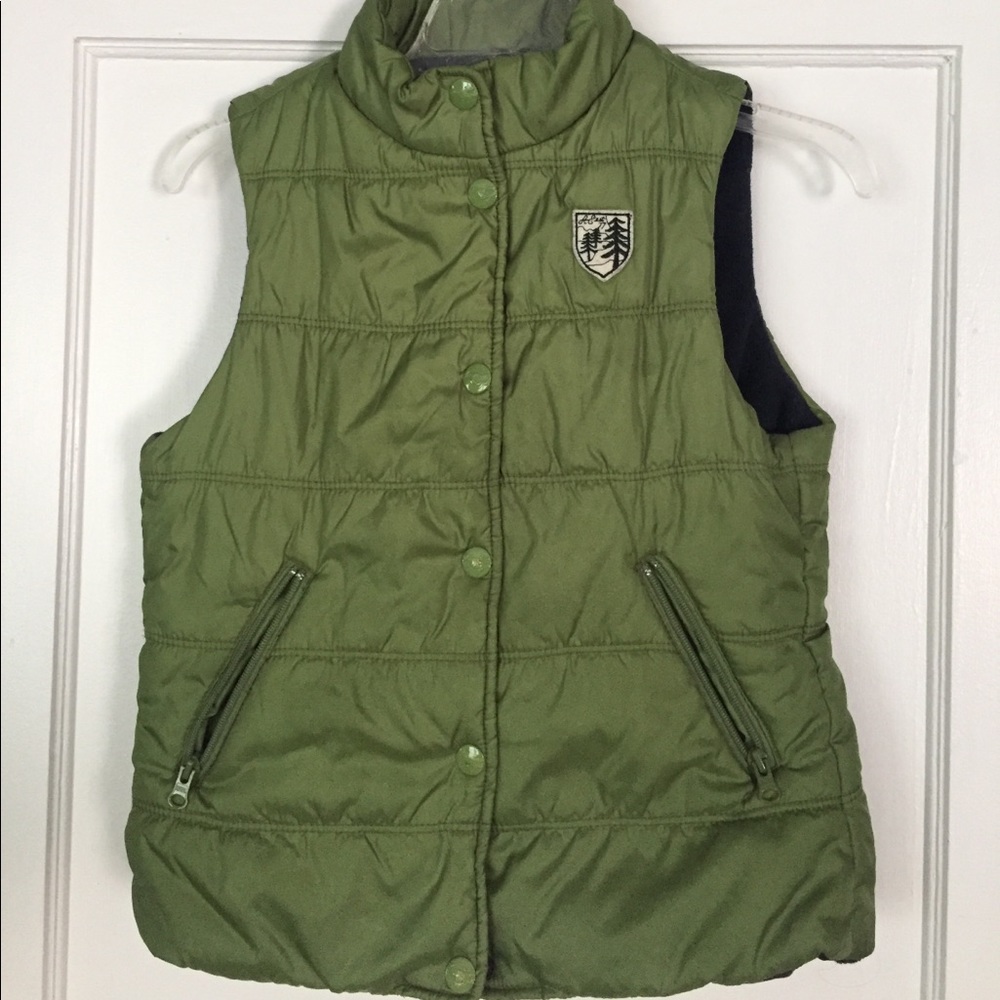 American Eagle Outfitter puffy down vest