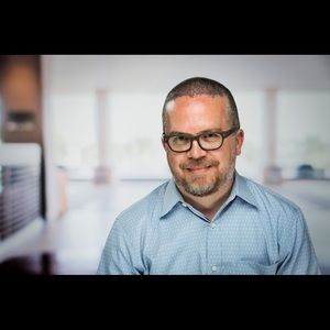 Meet your Posher, Marc