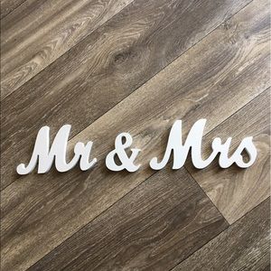 Wedding Mr & Mrs Sign