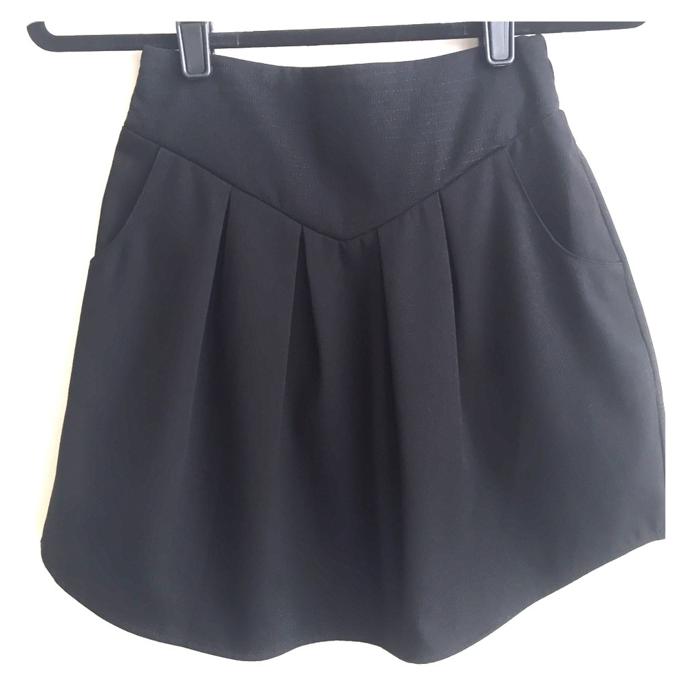 Urban Outfitters Hawks black skirt