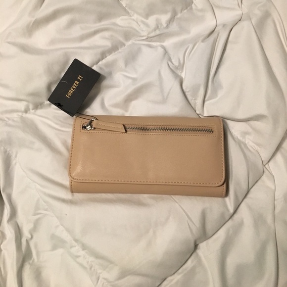 Forever 21 Taupe Clutch - Picture 1 of 3