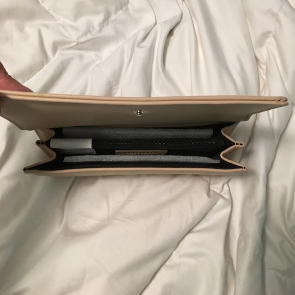 Forever 21 Taupe Clutch - Picture 2 of 3