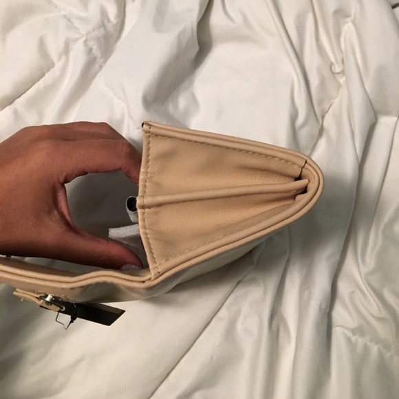 Forever 21 Taupe Clutch - Picture 3 of 3