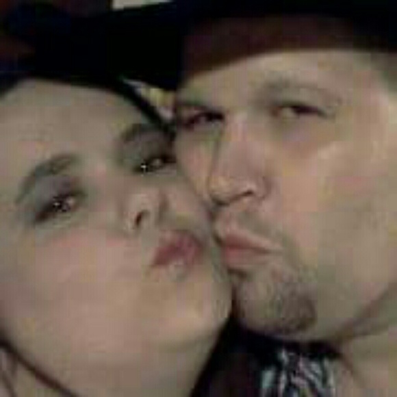 Meet your Posher, Amber - Picture 1 of 1