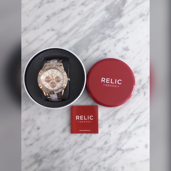 RELIC Gold Watch - Picture 2 of 2