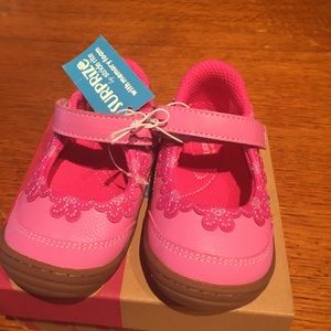 Girls infant shoes
