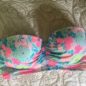 Victoria's Secret swimsuit top. 32DD.