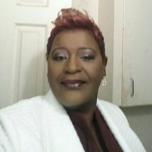 Meet your Posher, Diane