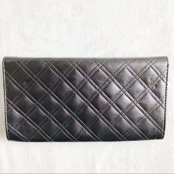 *PRICE DROP!* ZARA Metallic Purse/Clutch with Bow - Picture 6 of 8