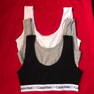 Calvin Klein Sports Bra Set