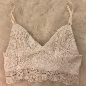 🌻 LF Lace Crop Top