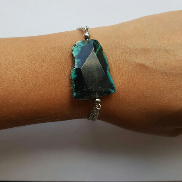 Jewelry - Beautiful semi-precious ocean agate bracelet