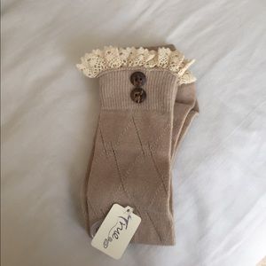 Lace detailed Boot socks