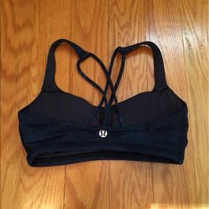 Really cute navy free to be lululemon sports bra