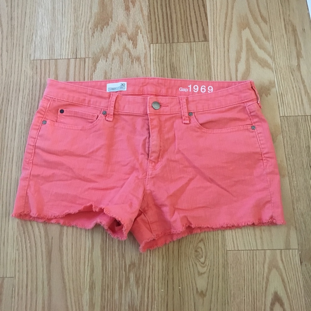 GAP summer cut offs Coral