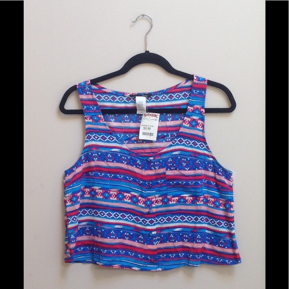 NWT Aztec Festival Crop Button Up Tank