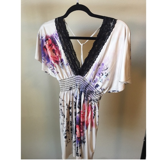 Love Culture Top - Picture 2 of 3