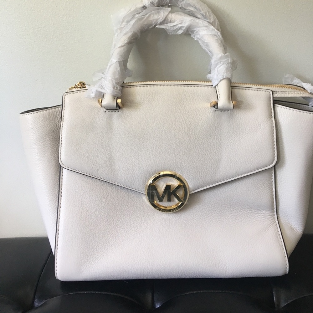 Michael Kors Hudson Large Satchel - Vanilla