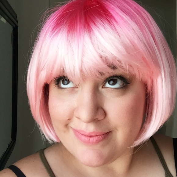 Meet your Posher, Adriana - Picture 1 of 1