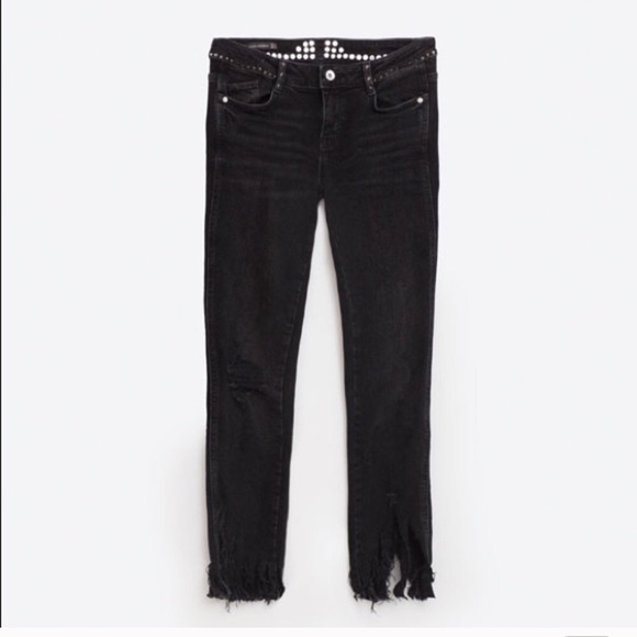 🆕Zara Black Frayed Studded jeans - Picture 2 of 6