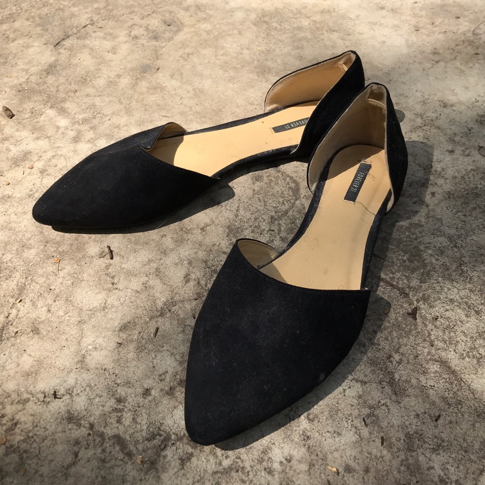 CUTOUT FLATS