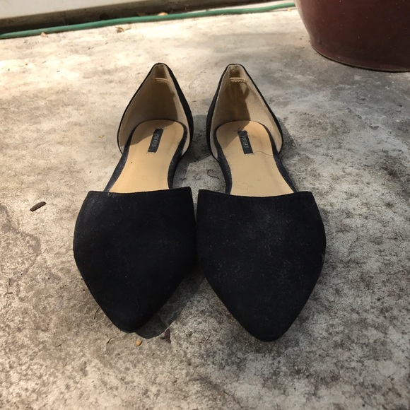 CUTOUT FLATS - Picture 3 of 5