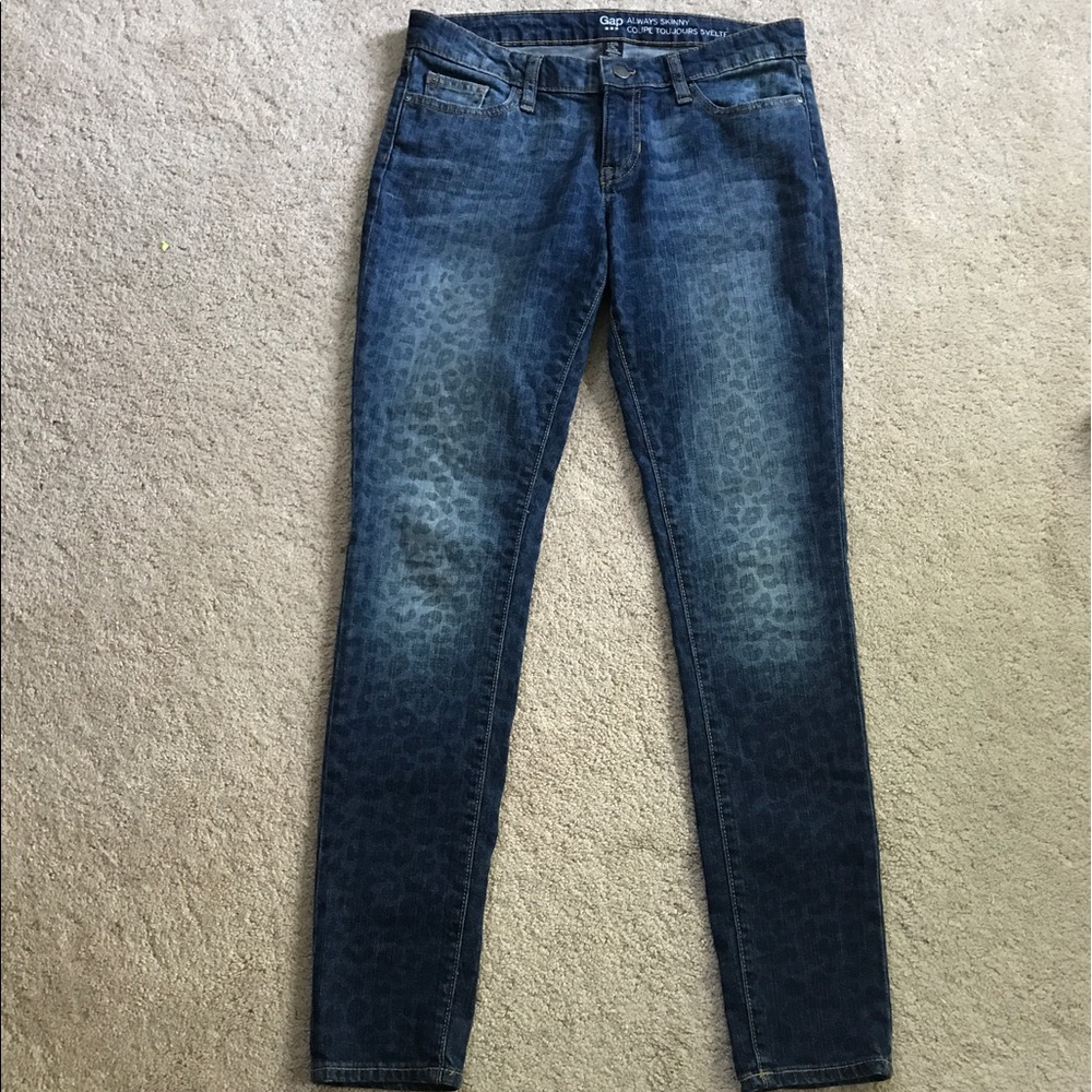 EUC Gap Always Skinny Faded Leopard Print Jeans
