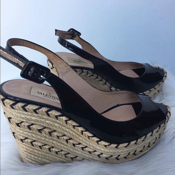 Authentic Valentino Black Patent Leather Slingback - Picture 2 of 8