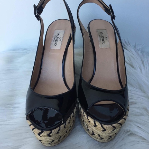 Authentic Valentino Black Patent Leather Slingback - Picture 5 of 8