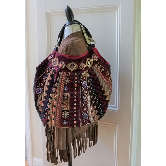 Bohemian hobo bag beaded velvet accent - Picture 3 of 7